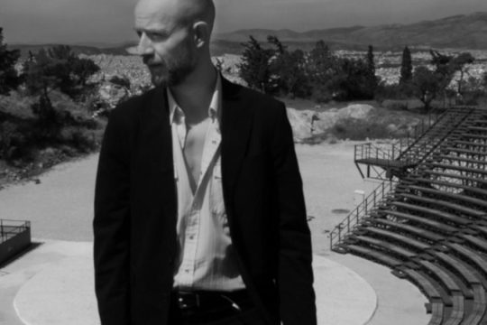 Ο Sivert Hoyem για πρώτη φορά στο θέατρο Λυκαβηττού