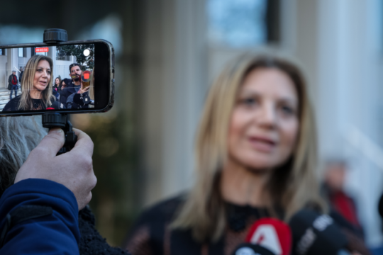 Δημοσκοπικό «ρεύμα» για Καρυστιανού, αποδοκιμασία για τις αμβλώσεις