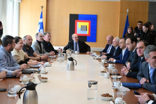 Σύσκεψη με αγρότες