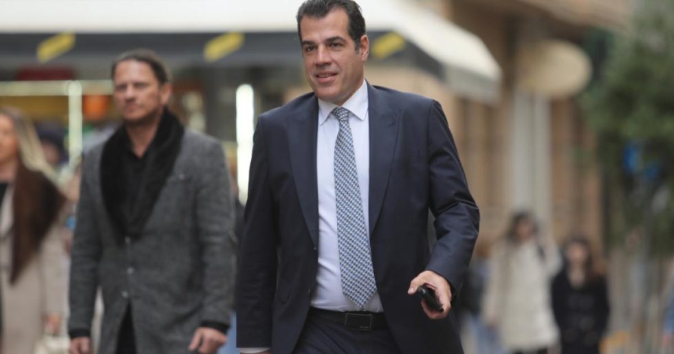 ΕΕΔΑ: Το νομοσχέδιο Πλεύρη ανοίγει το δρόμο για την ποινικοποίηση της ανθρωπιστικής δράσης