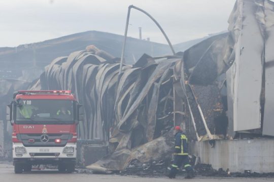 Οκτώ χιλιόμετρα μακριά ακούστηκε η έκρηξη στο εργοστάσιο - Νέα ντοκουμέντα σε βίντεο
