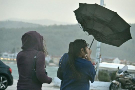 Καιρός: Οι περιοχές που θα επηρεαστούν από την ψυχρή εισβολή - Η πρόγνωση Τσατραφύλλια-Μαρουσάκη-Κολυδά