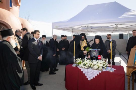 Συγκίνηση και λαμπρότητα στα Θυρανοίξια του Ιερού Παρεκκλησίου Αγ. Γεωργίου