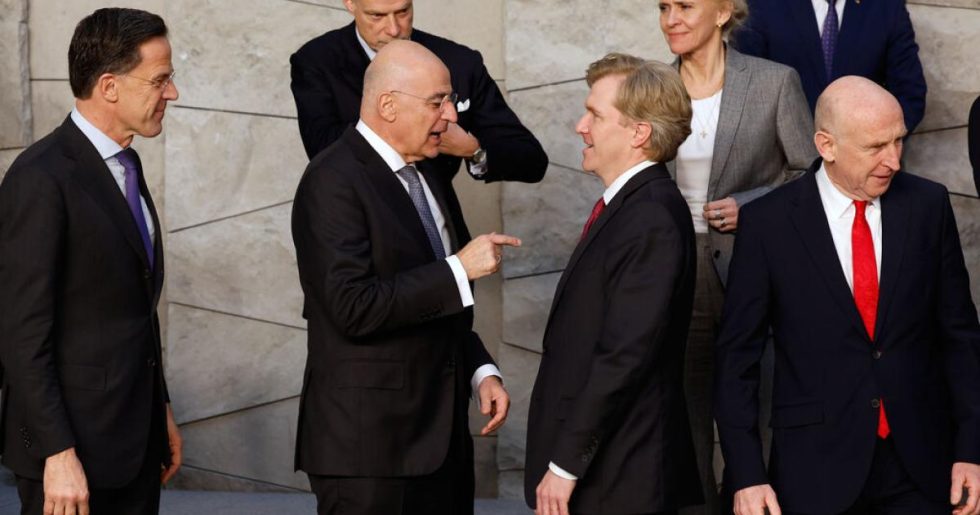 «Η Ελλάδα ήδη ξοδεύει πολλά για την άμυνα»