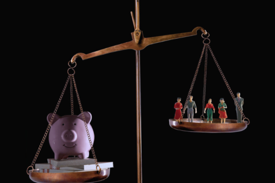 Σοσιαλισμός ή κατάρρευση; Η μόνη επιλογή μας σήμερα