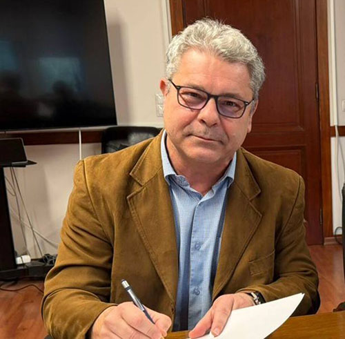 Μάνος Σπυριδάκης
