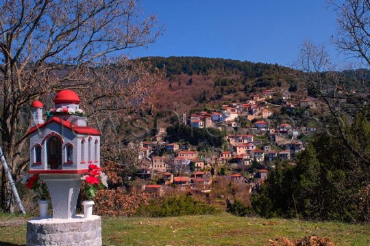 Βαμβακού, Βαρβίτσα, Καρυές