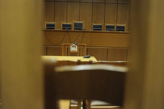 Θεσσαλονίκη: Στη φυλακή ογκολόγος που εξαπάτησε καρκινοπαθείς - «Πούλησε ψεύτικες ελπίδες σε μελλοθανάτους»