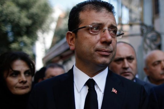 Ιμάμογλου από το εδώλιο για τους διώκτες του: Θα τρέχουν σαν τα ποντίκια