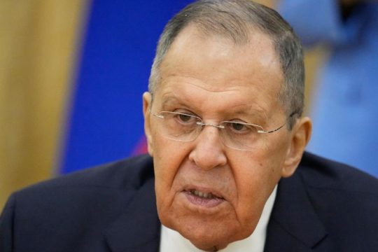 Απογοήτευση Λαβρόφ για τη στάση της Αθήνας στο Ουκρανικό