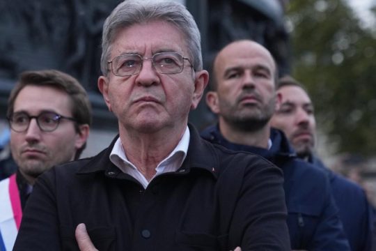 Το γαλλικό υπουργείο Εσωτερικών τοποθέτησε την «Ανυπότακτη Γαλλία» στην «άκρα αριστερά»