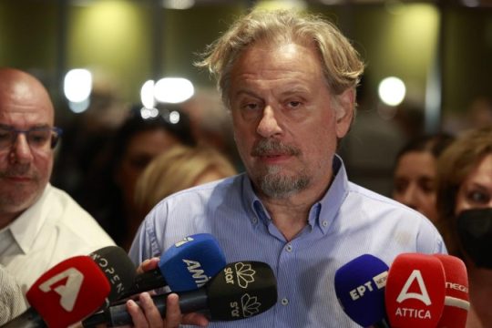 Απάντηση Οικονόμου για τη διαγραφή του από το Κίνημα Δημοκρατίας