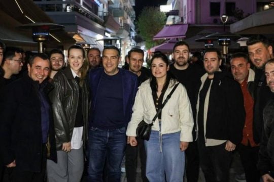 Τσίπρας: Να μάθουμε να ακούμε τους νέους