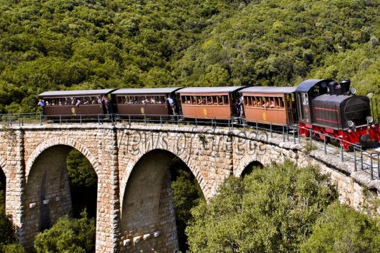 Πινακάτες – Βυζίτσα: Δύο ζωγραφιστά χωριά του Πηλίου