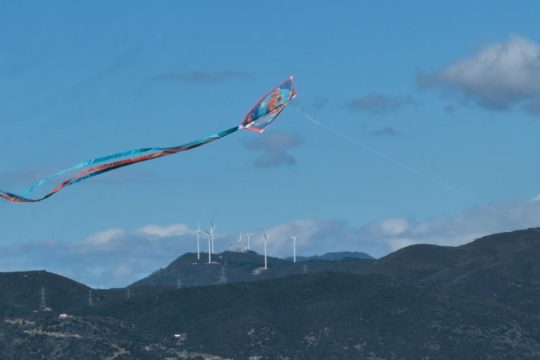 ΑΔΜΗΕ: Προσοχή στο πέταγμα του χαρταετού