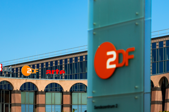 Το γερμανικό ZDF απέλυσε δημοσιογράφο για παραπλανητικό βίντεο για την ICE