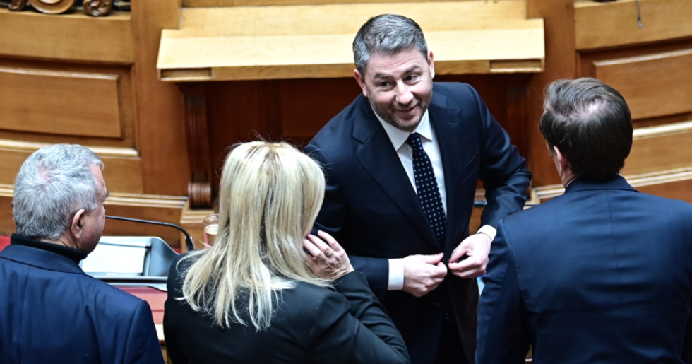 Ποιος έχει δίκιο;