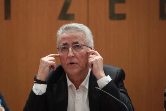 Live η συνέντευξη Τύπου του Γιάννη Παναγόπουλου στη σκιά των αποκαλύψεων