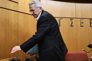 Αναπάντητα ερωτήματα στην υπόθεση Παναγόπουλου - Τι λέει η Διάταξη Πληρωμής