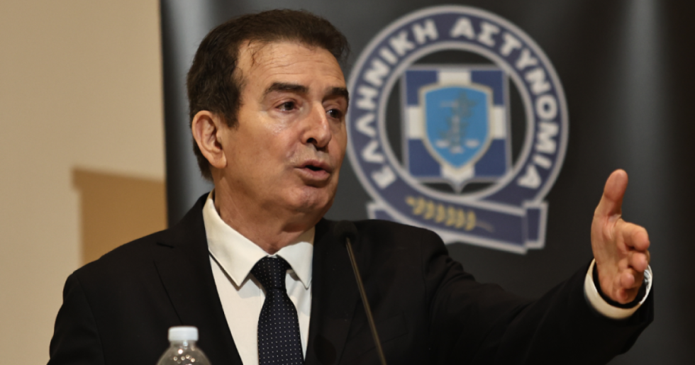 Ποινικός λαϊκισμός: Οκτώ νέες φυλακές ετοιμάζει ο Χρυσοχοΐδης