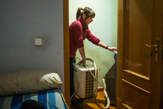 Η στεγαστική κρίση στην ΕΕ αντιμετωπίζεται με «υπνοδωμάτια προς πώληση»