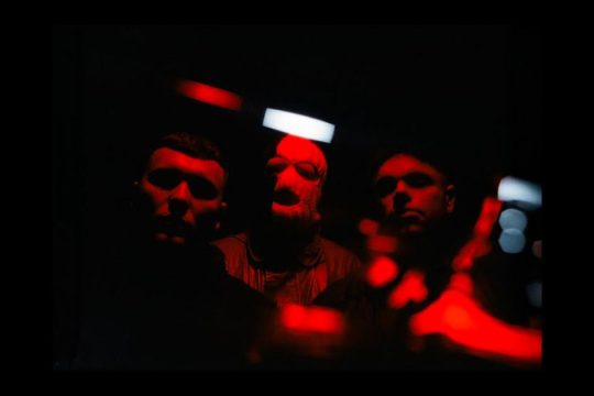 Οι Kneecap ξανά στην Ελλάδα και το Rockwave Festival