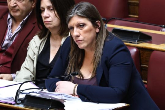 Απασφάλισε η Κωνσταντοπούλου: Διέψευσε την καταγγελία υπαλλήλου, επιτέθηκε κατά πάντων