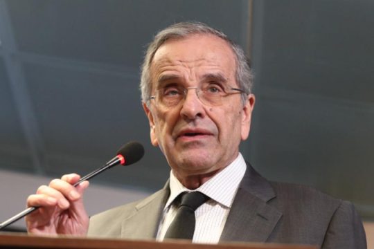 Πυρά Σαμαρά μετά τη συνάντηση με Τασούλα: Η κυβέρνηση «ξεπλένει» την Τουρκία