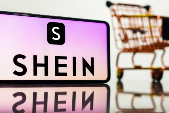 «Πόλεμος» Κομισιόν κατά Shein