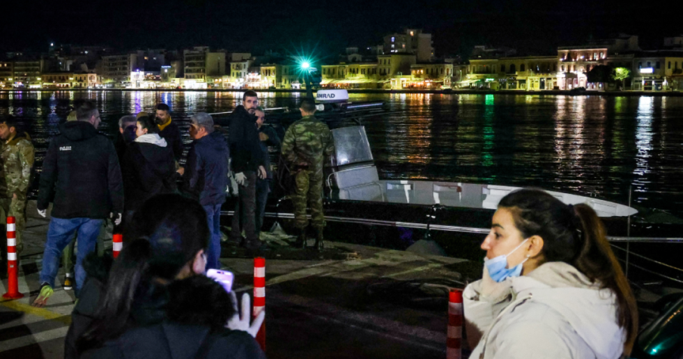 Η Χίος κινητοποιείται για το πολύνεκρο ναυάγιο
