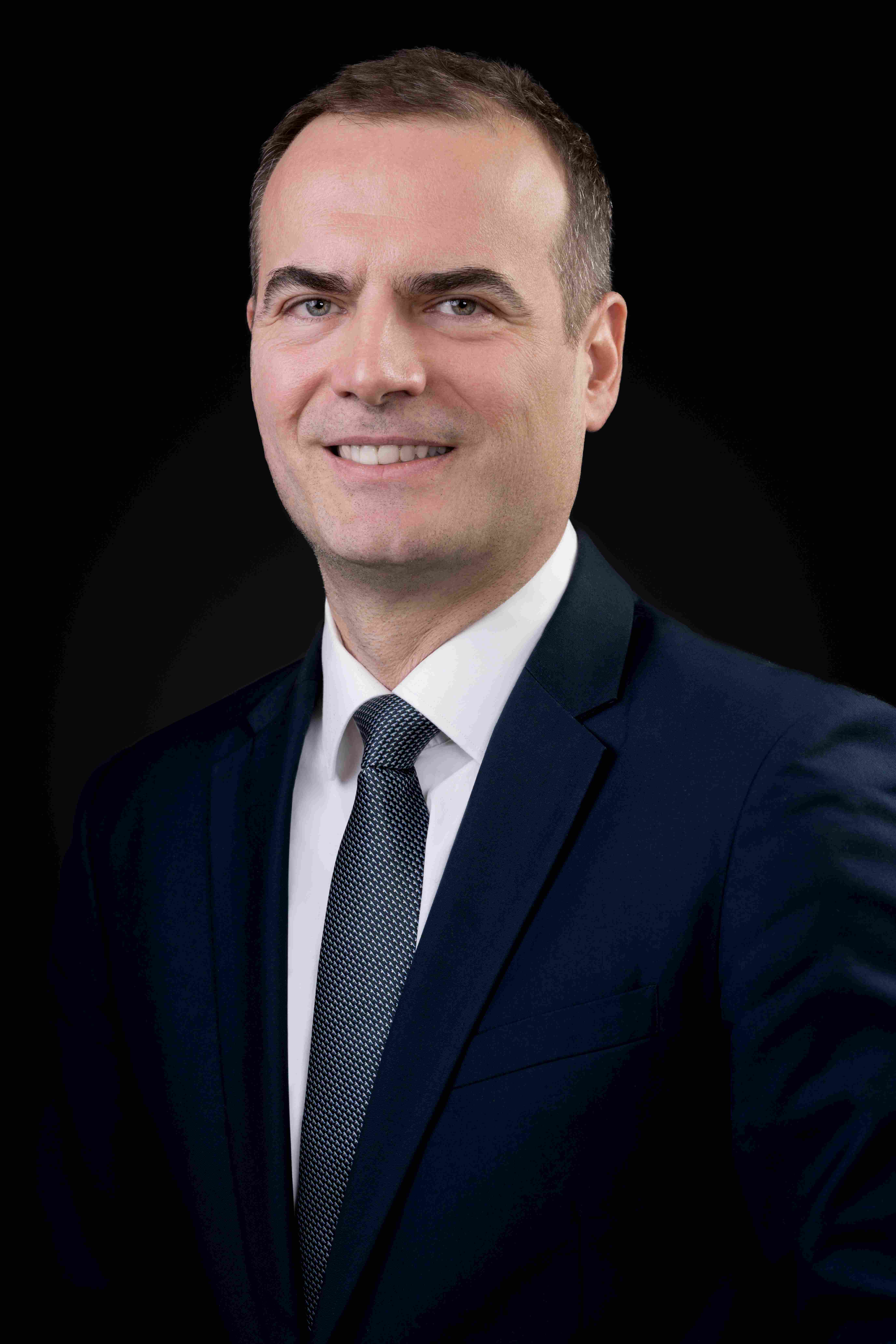 Γιώργος Μαργώνης, Αντιπρόεδρος Ευρώπης της Philip Morris International με ευθύνη τη Νοτιοανατολική Ευρώπη | ΠΑΠΑΣΤΡΑΤΟΣ