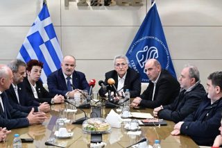 Μετρημένες αυξήσεις σε επισιτισμό και αρτοποιεία