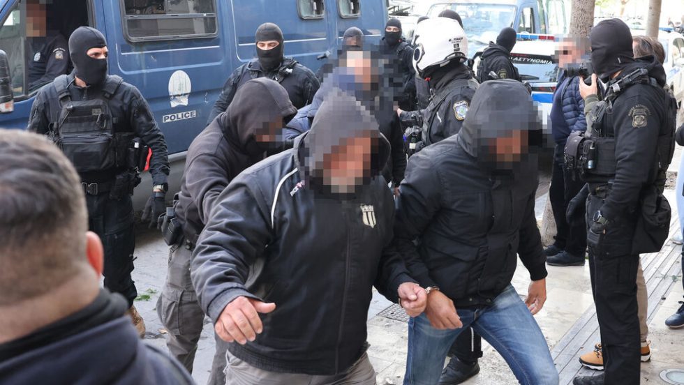 ΞεσΚΕΠασαν «βιομηχανία» εμπορίας ανθρώπων