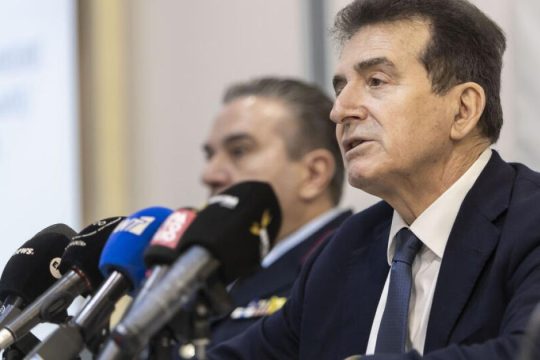 Ποια πάταξη του χουλιγκανισμού, κ. Χρυσοχοΐδη;