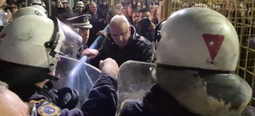 «Agrotica σε έναν αγροτικό κόσμο που πεθαίνει!»