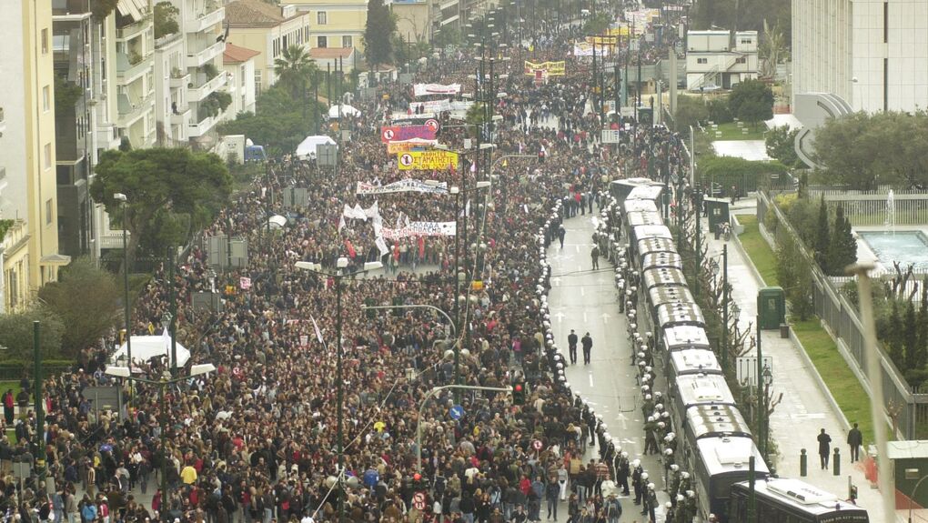 Ποιος σκότωσε το αντιπολεμικό κίνημα (και) στην Ελλάδα;