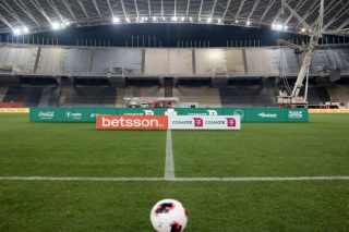 «Πόκερ» σε κυβερνητικό φόντο