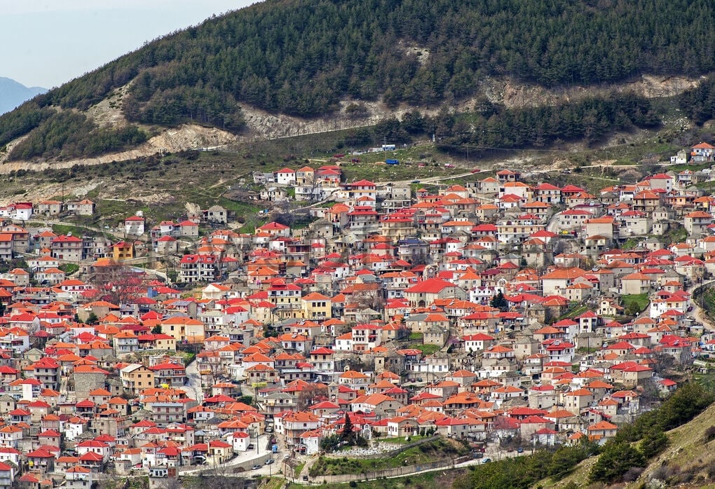 Το Λιβάδι Ελασσόνας, τόπος καταγωγής του Γεωργάκη Ολύμπιου | ΑΡΧΕΙΟ ΘΟΔ. ΑΘΑΝΑΣΙΑΔΗΣ