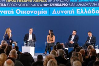 Προεκλογικό αφήγημα με έμφαση στη σταθερότητα