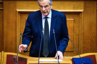 «Ερασιτέχνης εφησυχασμένος» ο Κυριάκος Μητσοτάκης