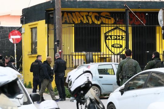 Δολοφονία 20χρονου στην Καλαμαριά: Έφοδος σε σύνδεσμο φιλάθλων του Άρη