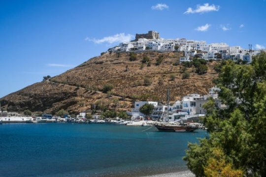 Το ελληνικό νησί που έκανε τον Guardian να... παραμιλά - Ο καλύτερος προορισμός για διακοπές το 2026