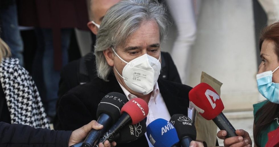 Νοσηλεύεται γνωστός παιδοεντατικολόγος στην Πάτρα - Είχε ατύχημα με το ποδήλατο
