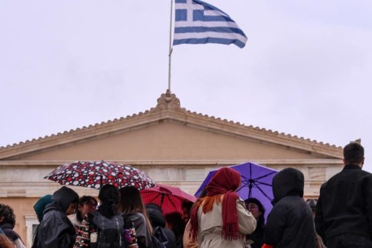 Βροχές, τσουχτερό κρύο και πολλά μποφόρ