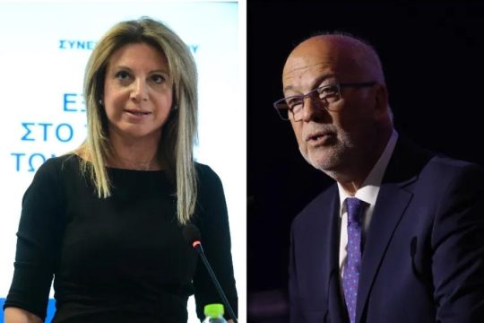 «Στις δίκες δεν προβλέπονται ειδικές θέσεις για υποψήφιους αρχηγούς κομμάτων» - Ο Φλωρίδης απαντά στην Καρυστιανού
