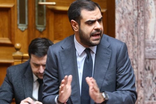 Μαρινάκης: Οι εκλογές θα γίνουν το 2027 - Το ΥΠΕΞ φροντίζει για την άφιξη του Αγίου Φωτός