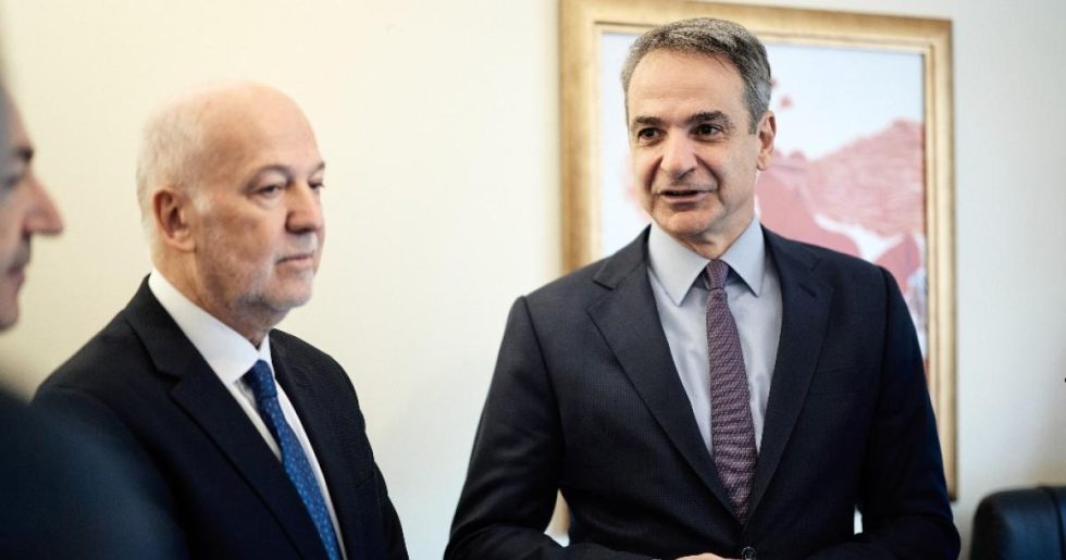 Ο Μητσοτάκης αδειάζει Φλωρίδη για τη δίκη των Τεμπών: «Ελλιπής η οργάνωση»