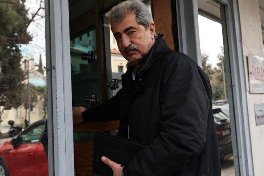 Πολάκης κατά Γεωργιάδη - Αγαπηδάκη: «Τρωκτικά του δημοσίου χρήματος, σταματήστε το κλέψιμο»