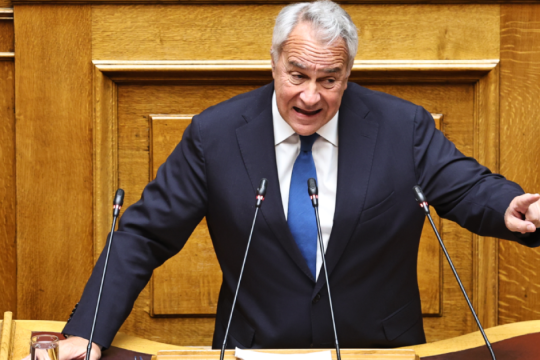ΟΠΕΚΕΠΕ: Άναψε φωτιές στη Βουλή το σημείωμα Βάρρα - «Ο Βορίδης γνώριζε» λέει η αντιπολίτευση