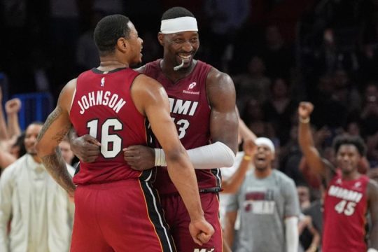 NBA: Μυθικός Αντεμπάγιο - Έγραψε ιστορία με 83 πόντους και ξεπέρασε τον Κόμπι Μπράιαντ [βίντεο]